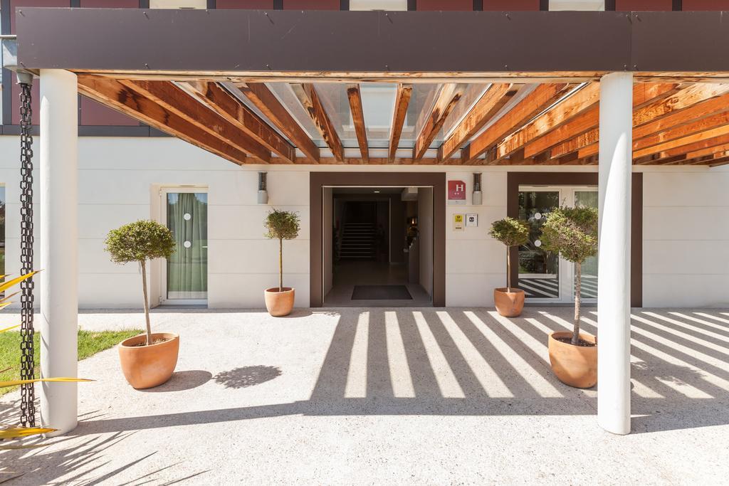 Hotel Alienor Langon  Exterior photo